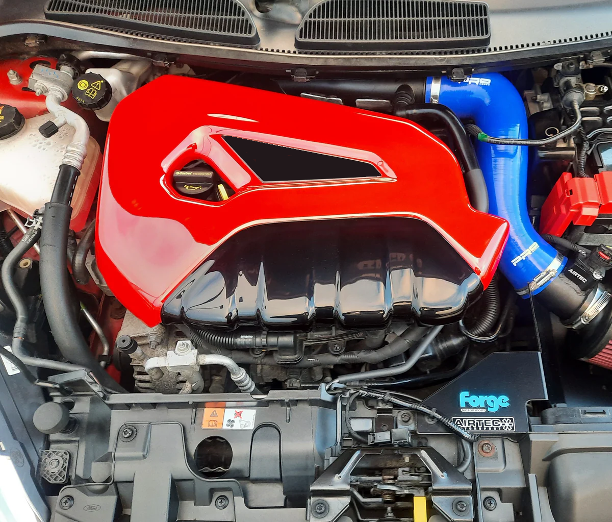 Proform Mk7.5 Fiesta ST180 ST200 engine cover - Gloss Red Plastic WIth Gloss Black Front