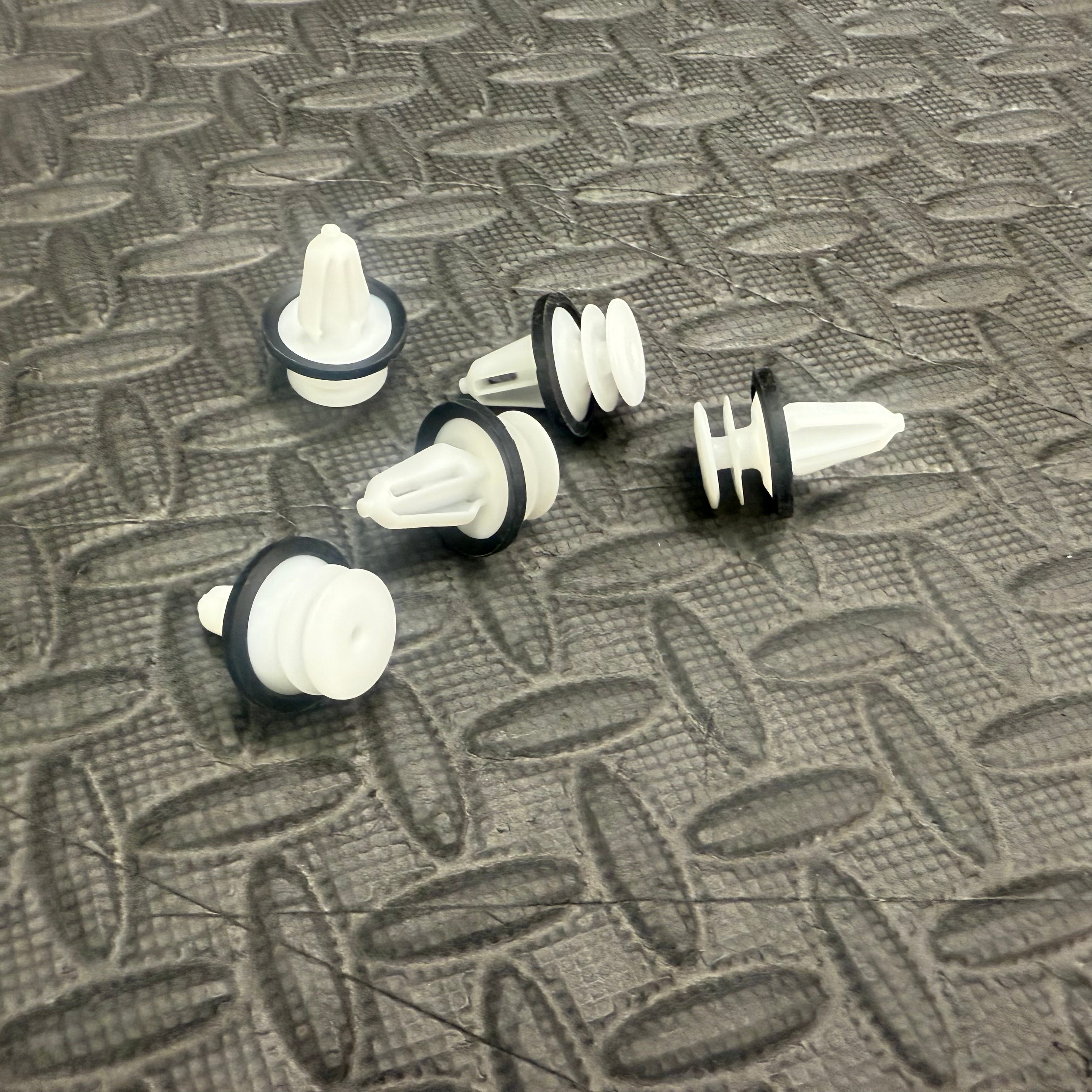 Ford Door Card Clips