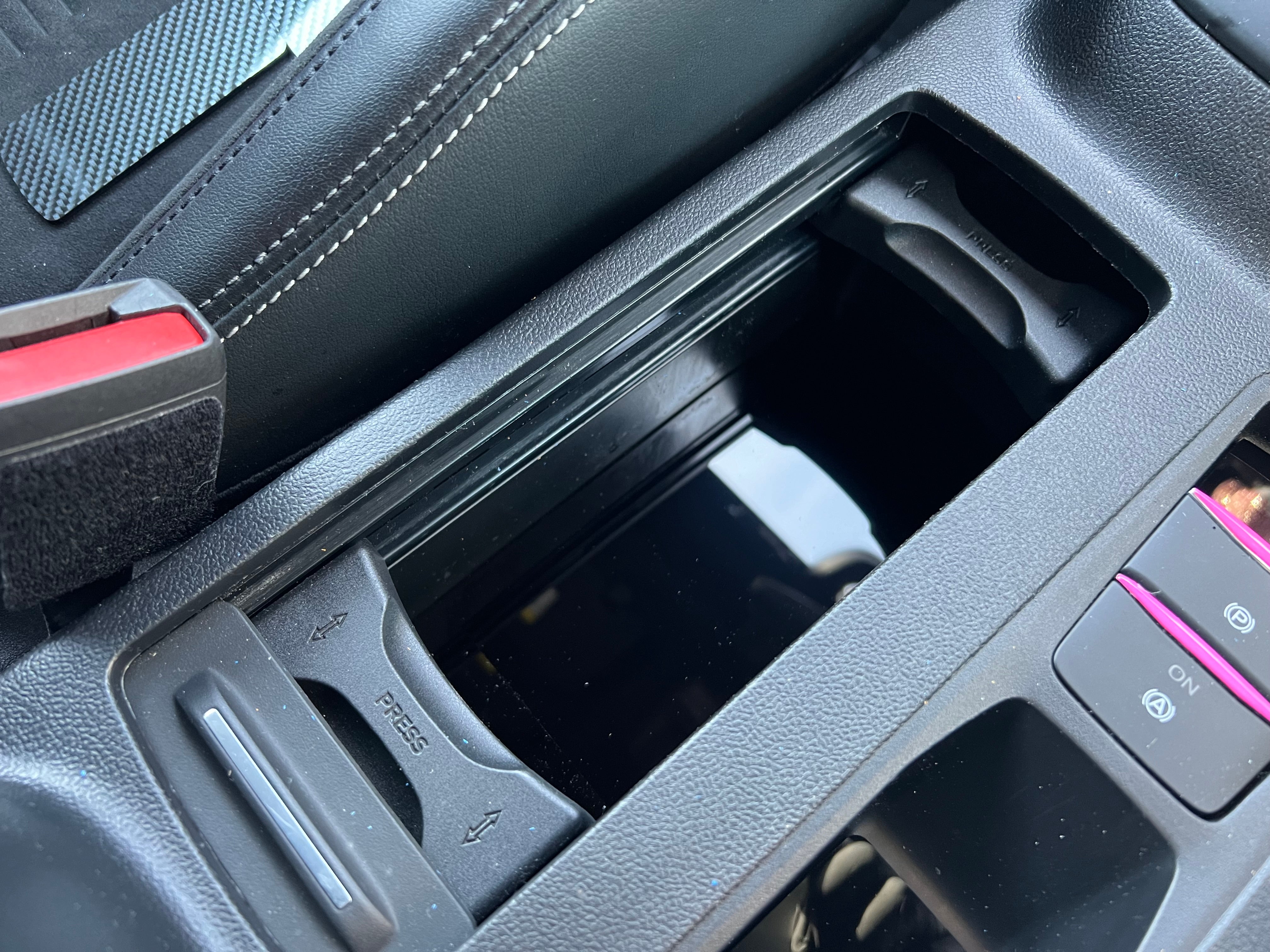 Mk4 Focus Cup Holder Insert Plate