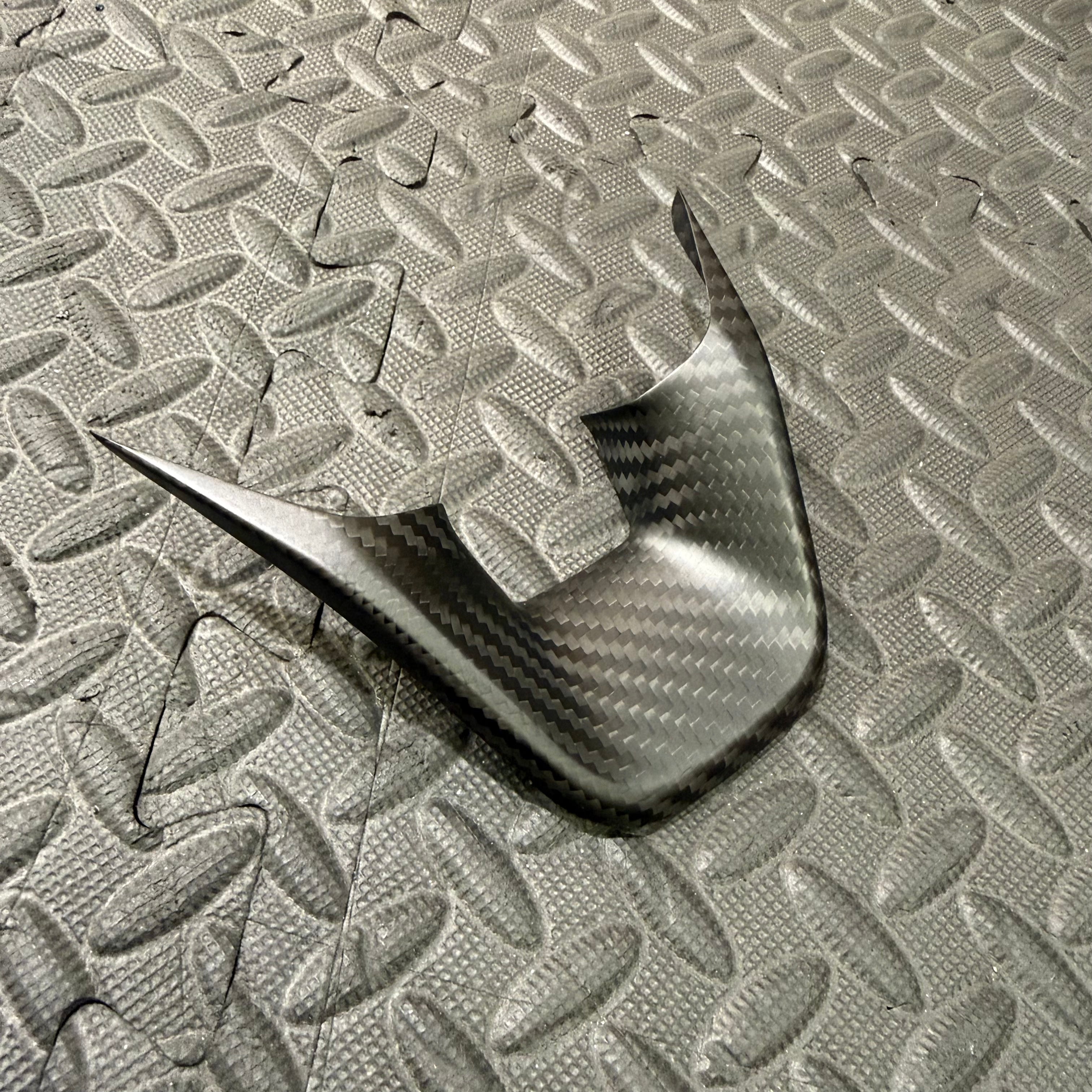 Mk8/8.5 Fiesta Real Carbon Fibre Lower Steering Wheel Trim - Satin Finish