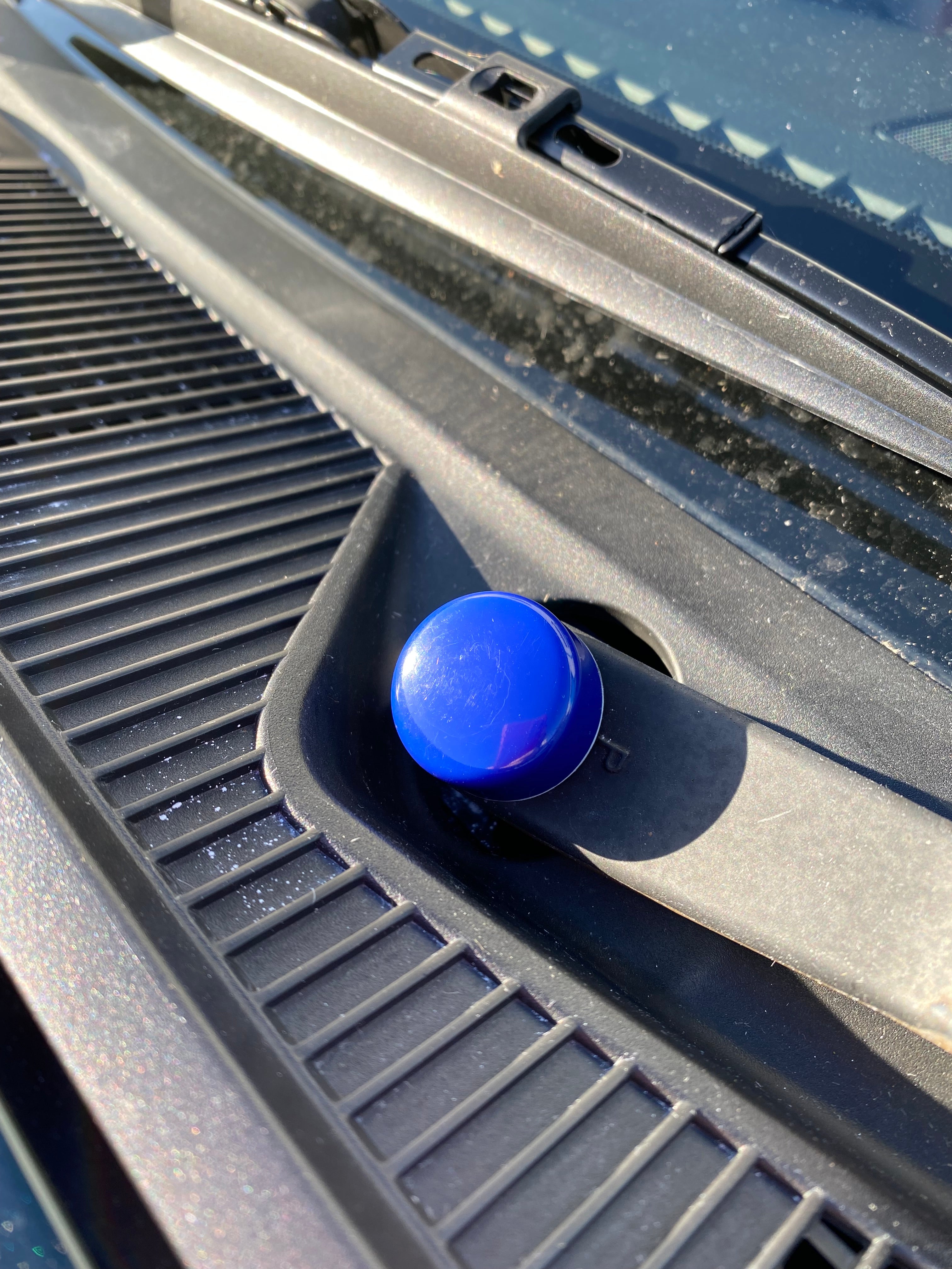Wiper Arm Bolt Rubber Covers - Mazda MX5/Miata Mk3/3.5/NC