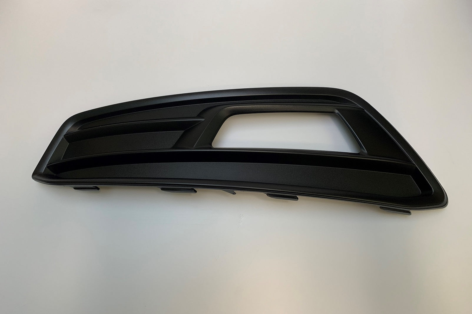 Fog Light Surrounds Genuine Ford Focus MK3.5 ST