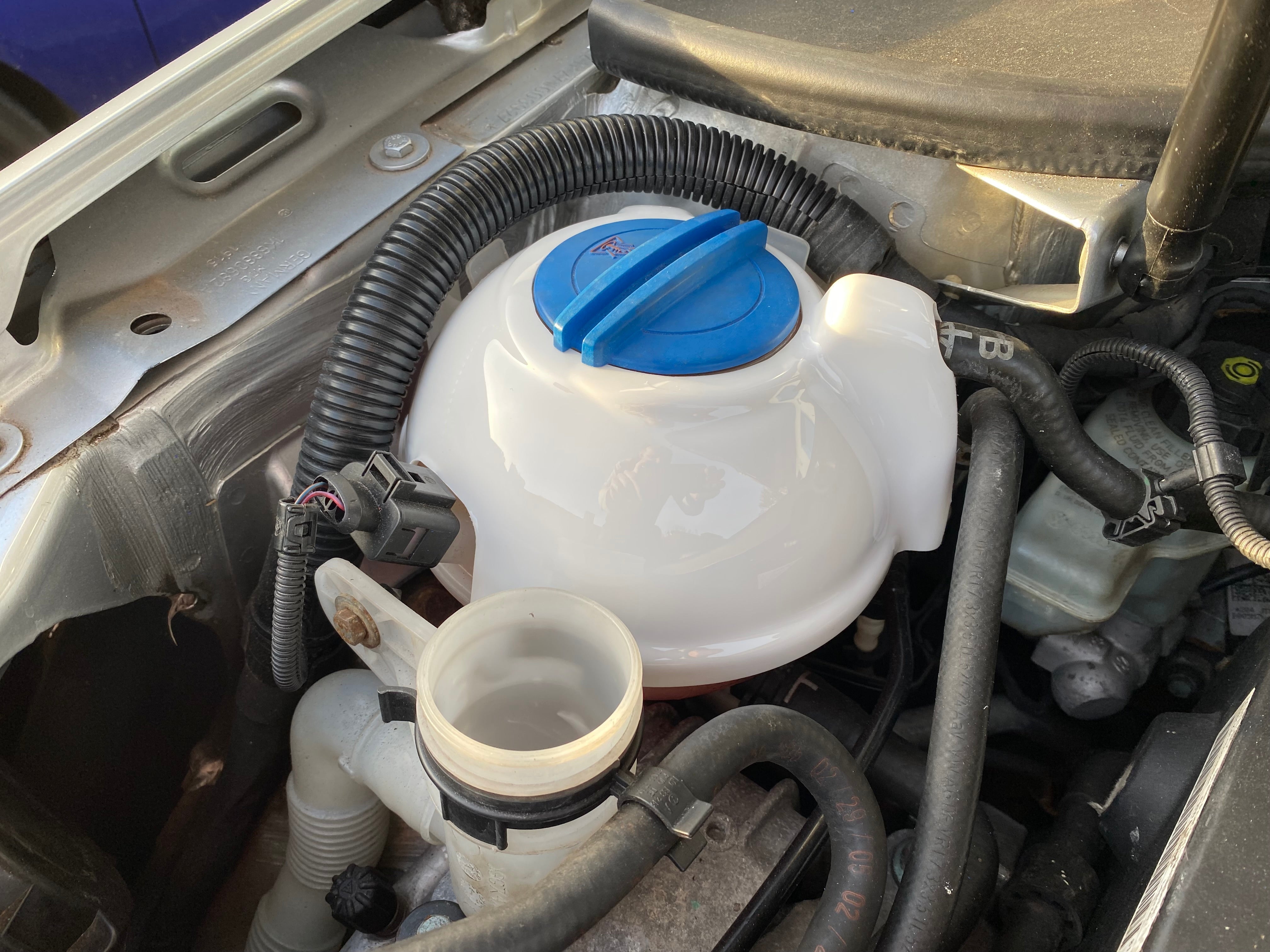 Proform Coolant Tank Cover - Mk6 Volkswagen Golf (Plastic Finishes)