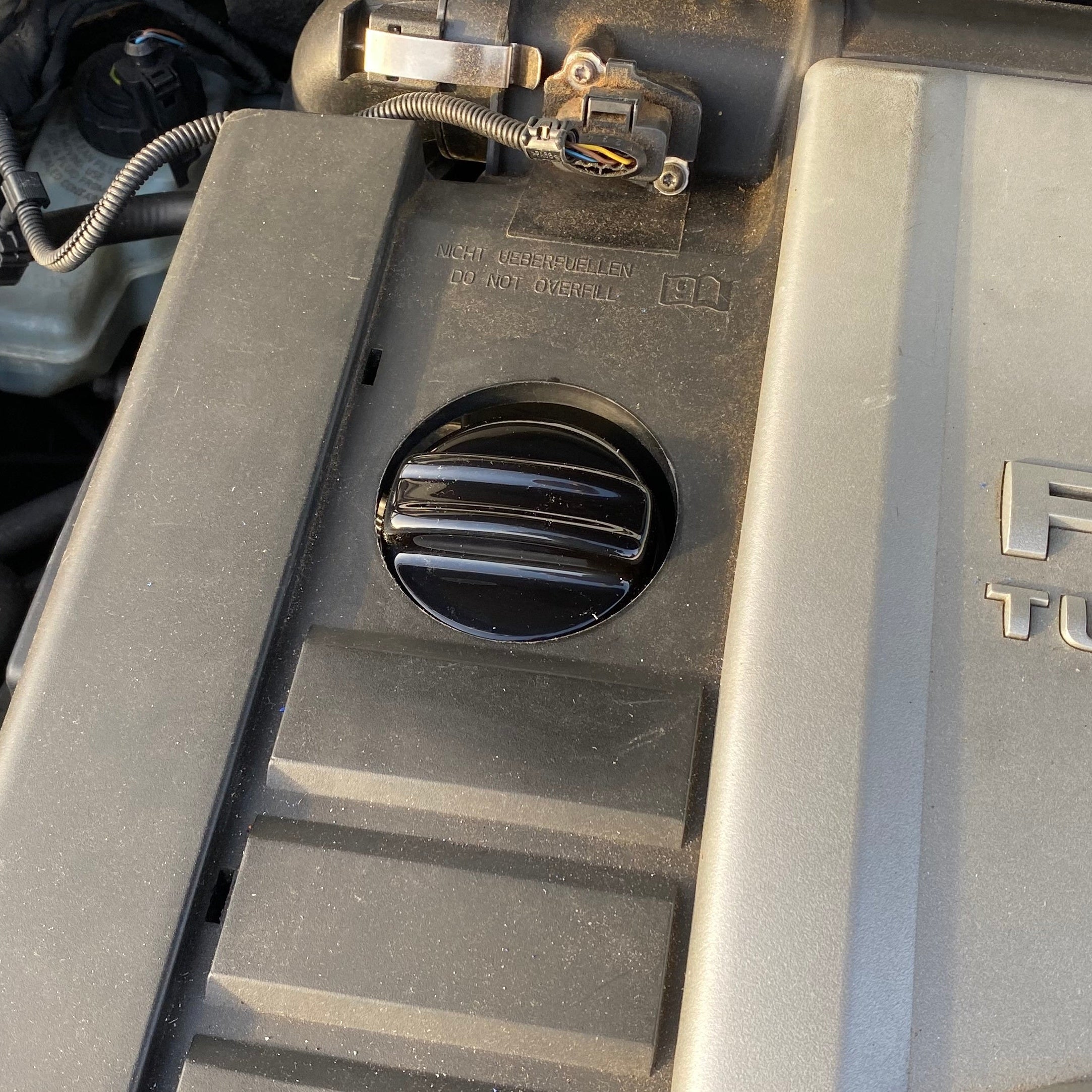 Proform Oil Cap Cover - Mk2 Audi TT (Plastic Finishes)
