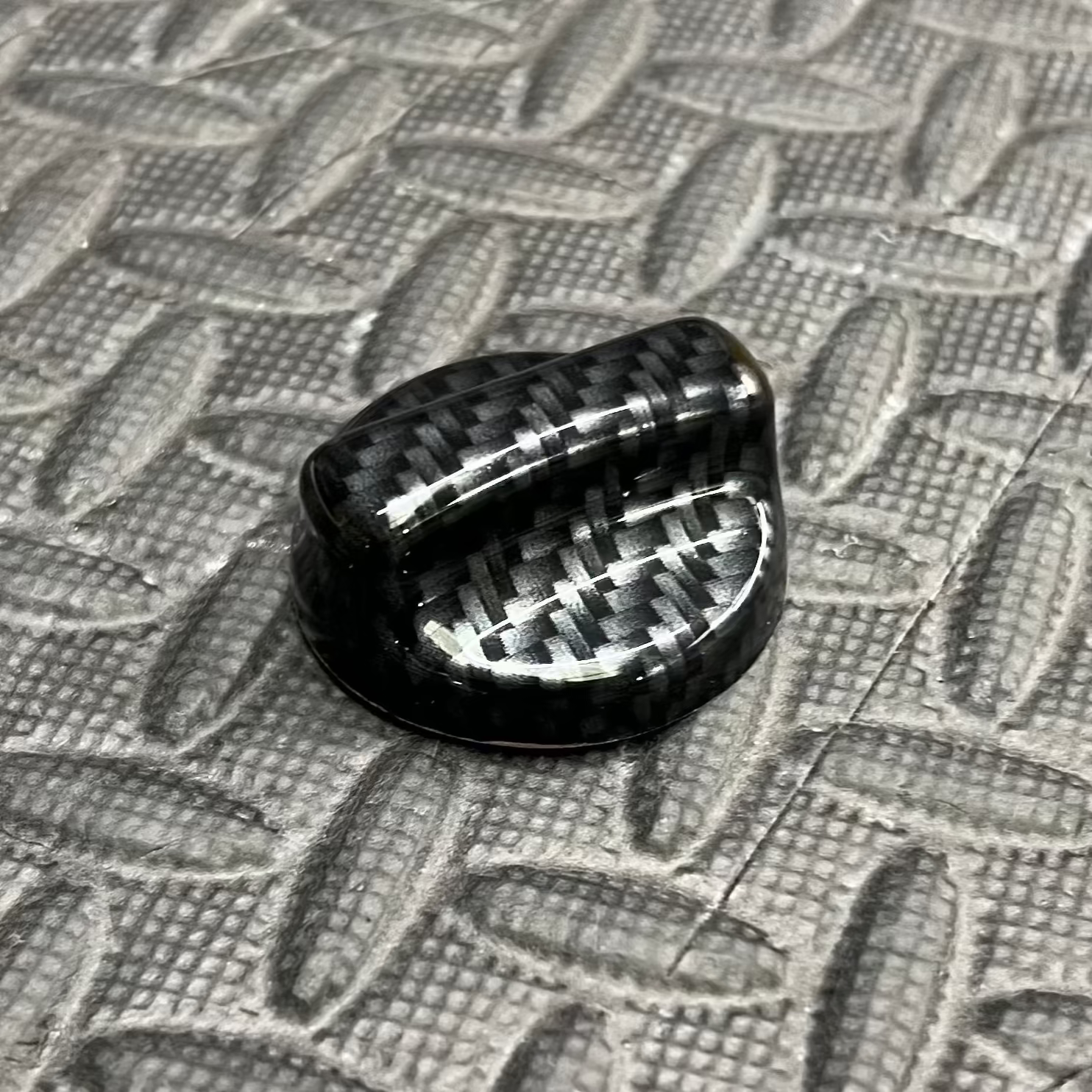 Proform Small Petrol Engine Oil Cap Cover - Various Models - Deluxe Carbon Fibre Effect Plastic