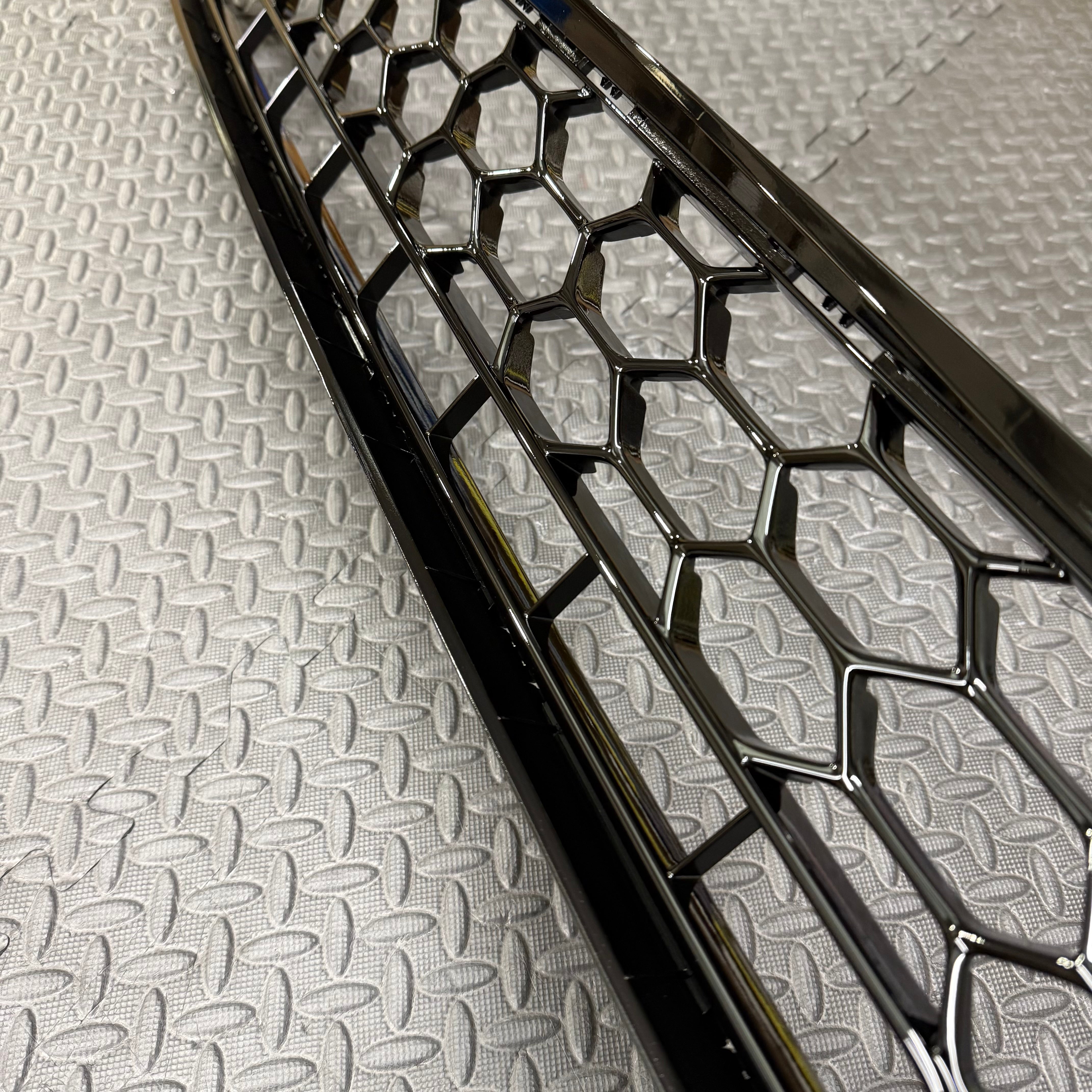 Front Lower Grille - Genuine Ford Mk8/8.5 Fiesta ST (Painted)