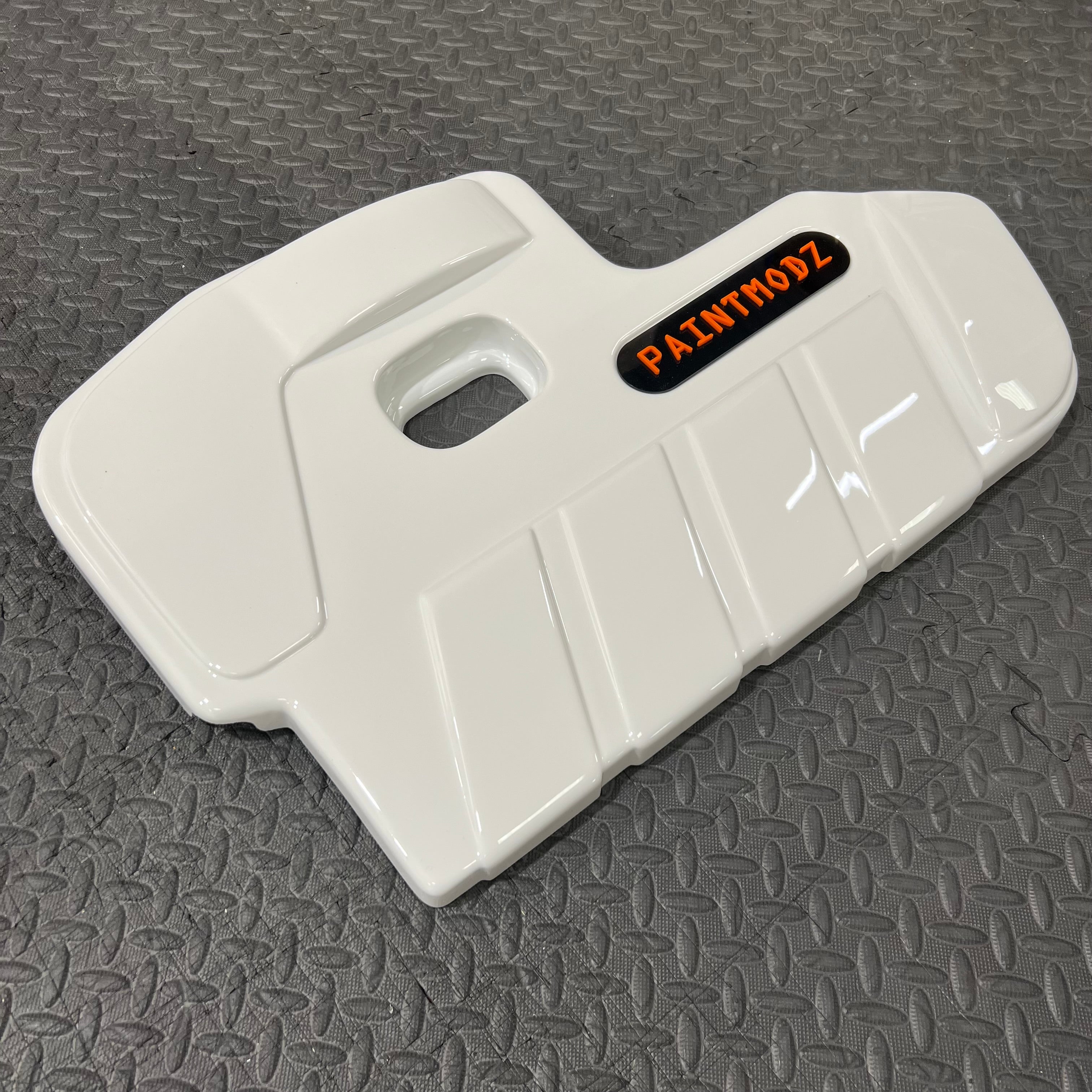 Proform Engine Cover - MK4/4.5 Focus ST Petrol - Gloss White Plastic - Red/Gloss Black Badge