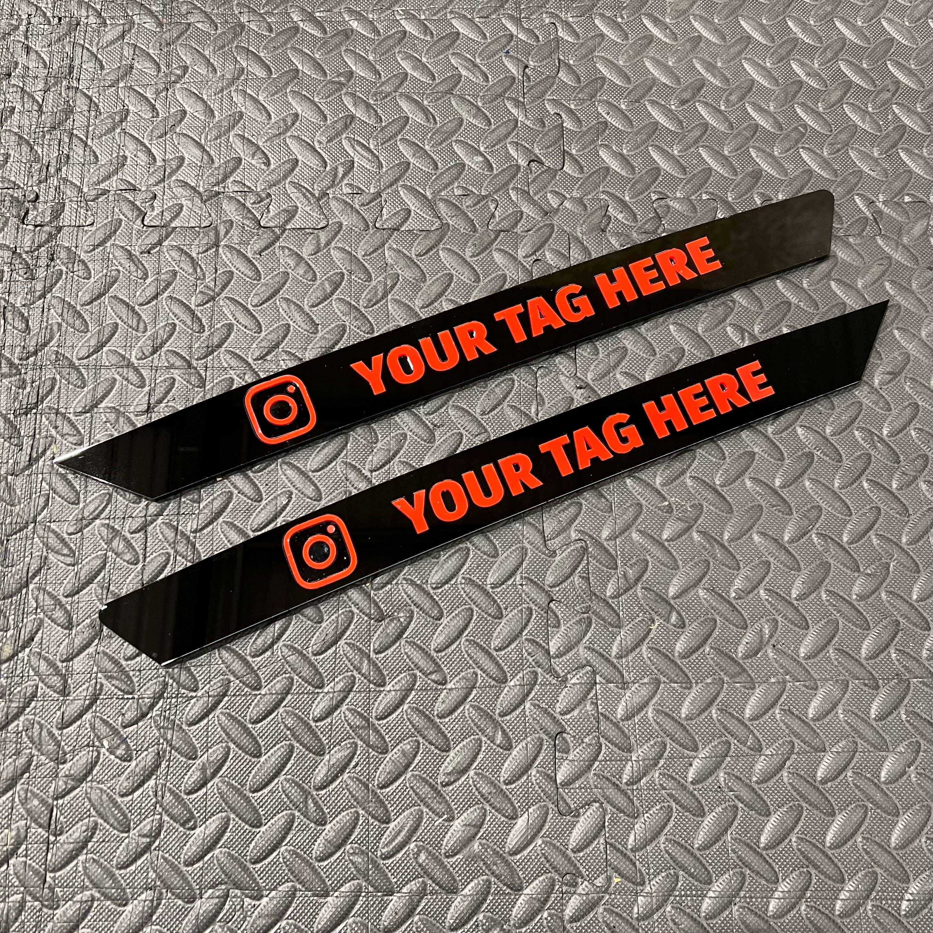 Proform 3D Acrylic Rear Quarter Window Art Banner With Top Alignment - Mk3/3.5 Focus - Gloss Black Surround With RedText Detail With Instagram Logo