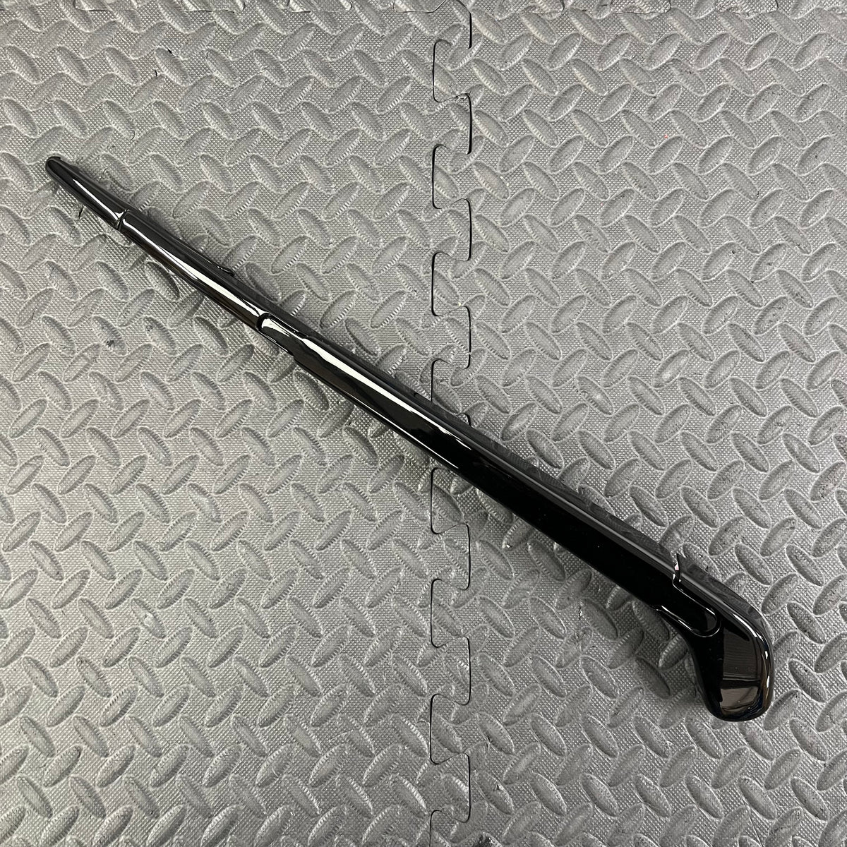 Genuine Ford Rear Wiper - Mk2/2.5 Focus Hatchback - Painted Gloss Black