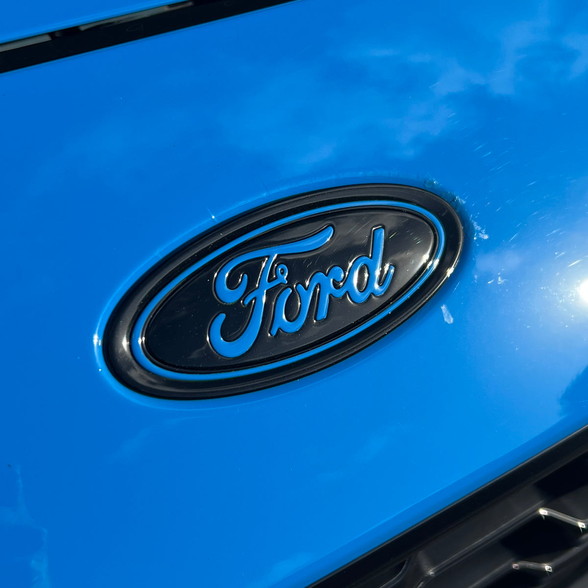 Genuine Ford Grille Badges - Mk2 Puma ST/ST Line - Painted Gloss Black and Azure Blue