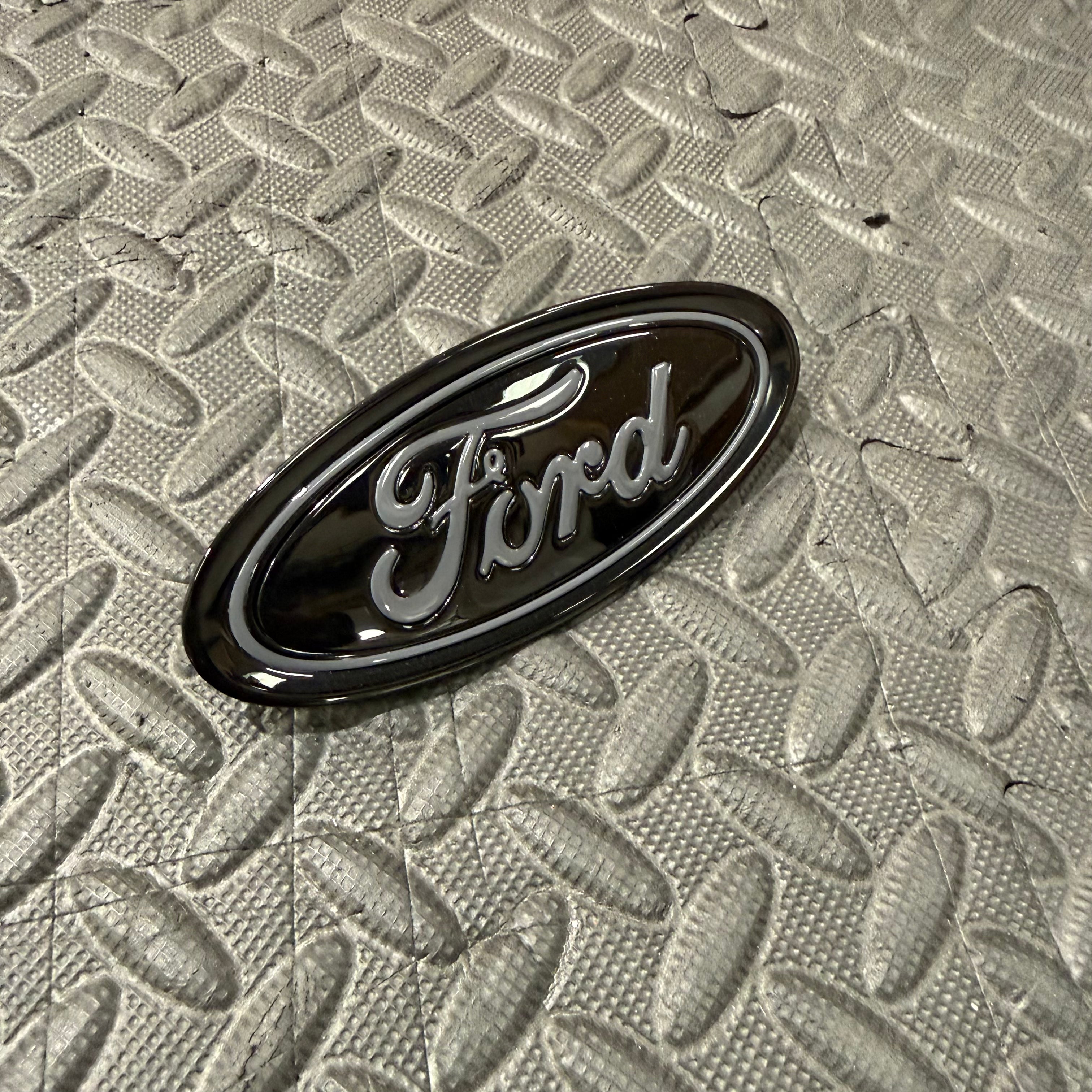 Genuine Ford Grille/Tailgate Badge - Mk8 Fiesta ST/ST Line - Painted  Magnetic Grey
