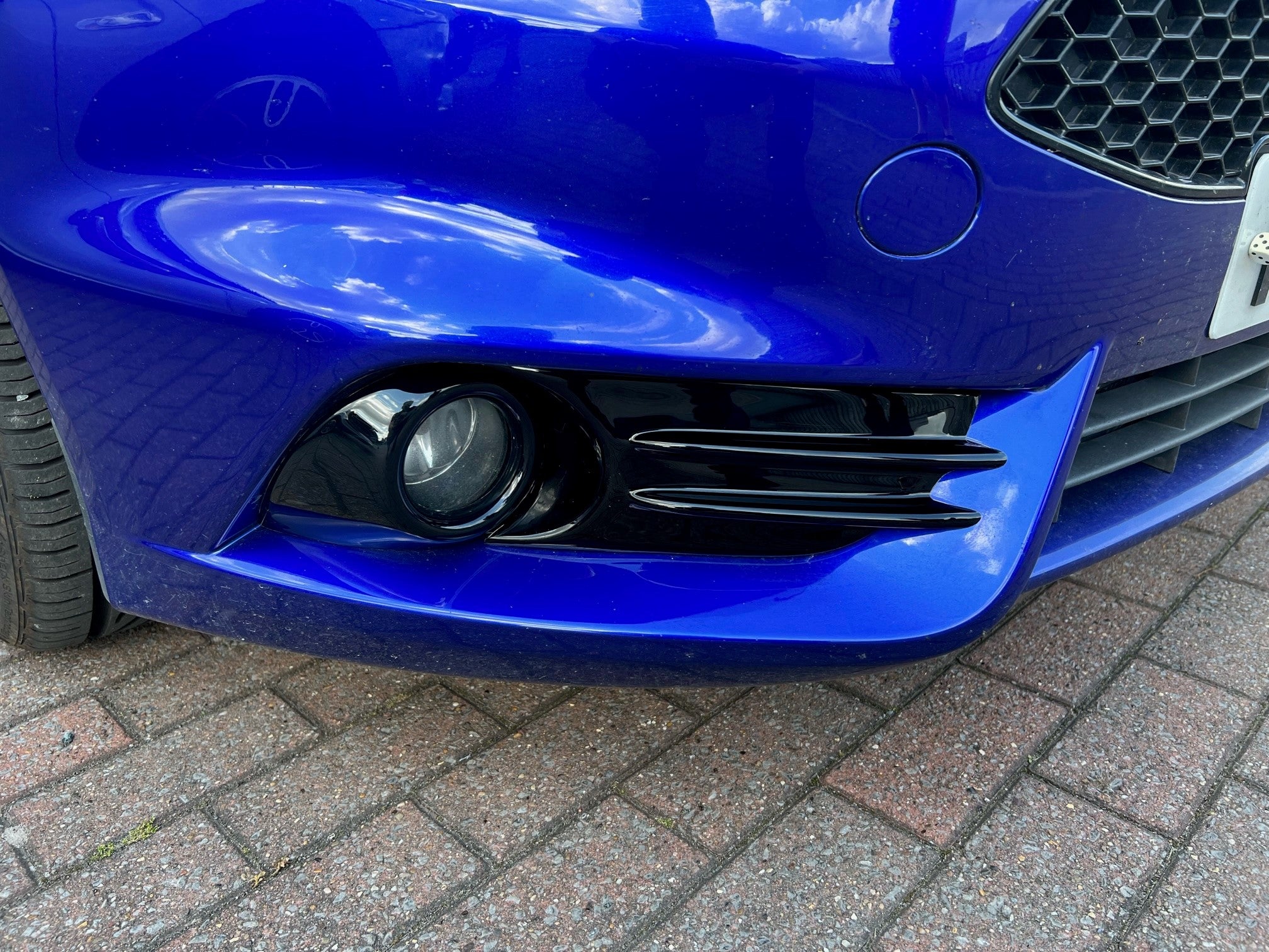 Proform Mk7.5 Fiesta ST180 / ST200 - Fog Surround Overriders (Plastic Finishes)