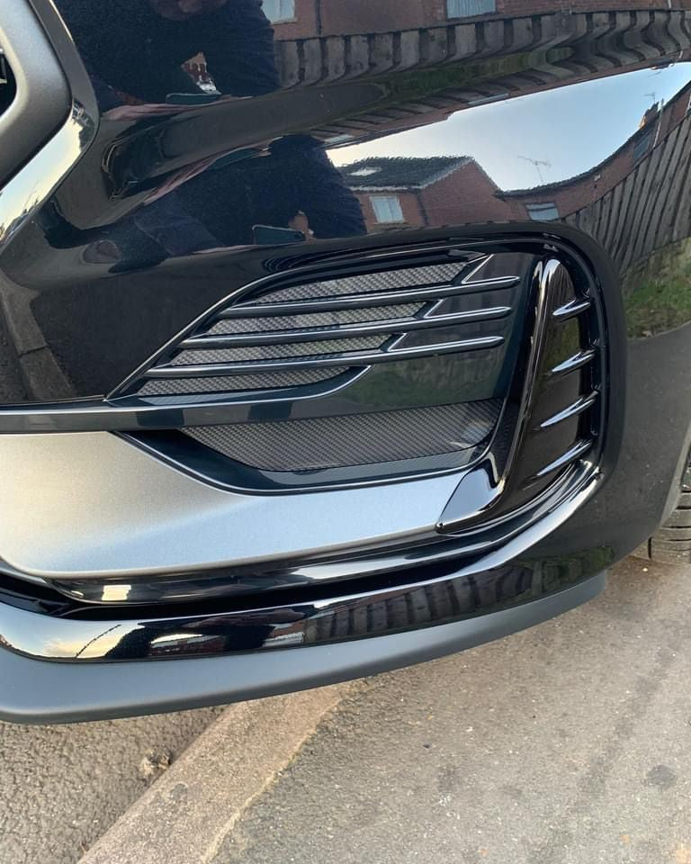 Proform Mk8.5 Fiesta ST/ST Line 'Fog Light' Bumper Trim Insert Set -  Deluxe Carbon Fibre Effect Plastic