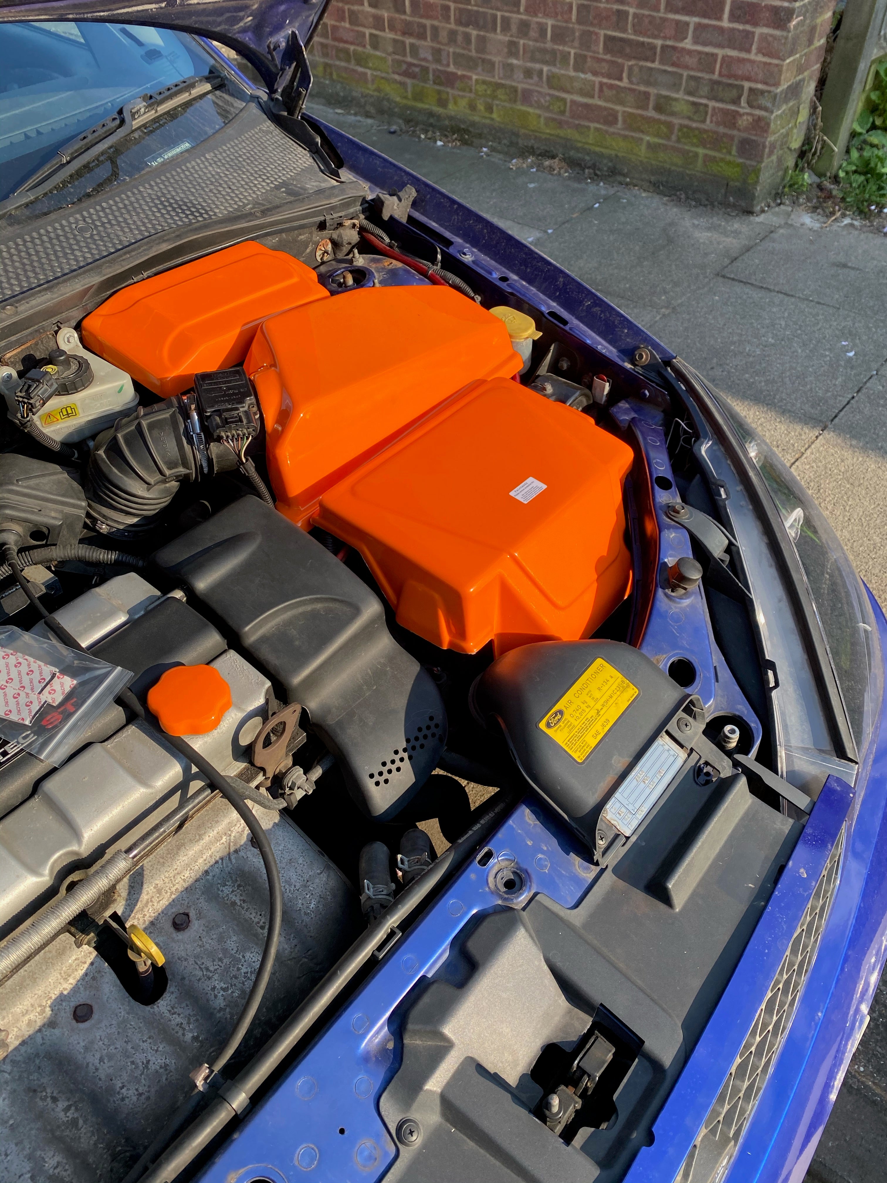 Proform Battery Cover - Mk1 Ford Focus (Plastic Finishes)